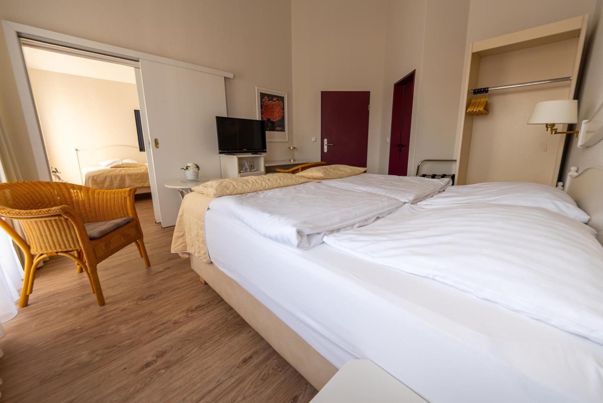 Kastanienhof Hotel 4*
