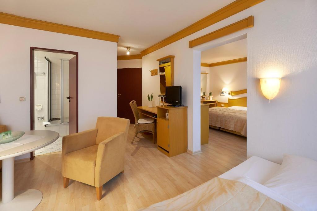Kastanienhof Hotel 4*